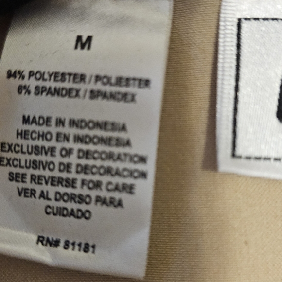 Kathy Che Womens Tan Button-Up Shirt Top Blouse  with Silver Accents Sz M - Picture 6 of 7